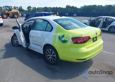 2016 Volkswagen Jetta Se z USA, uszkodzony, nr VIN 3VWD67AJ9GM376460